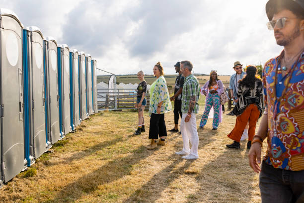 Best Portable Restroom Servicing (Cleaning and Restocking) in Hickory Hls, IL